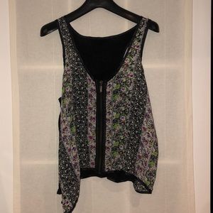 Flowy Floral Blouse with Zipper